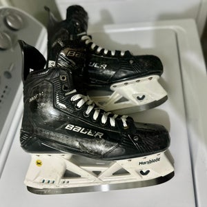 Bauer Supreme Mach 9.5 Fit 2 Hockey Skates With Marsblade holder And Blades