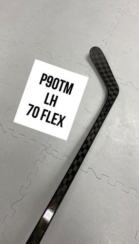 Senior(1x)Left P90TM 70 Flex ProBlackStock™ Unbranded Blackouts Pro Stock Nexus Hockey Sticks