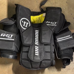 Junior Small / Medium Warrior Ritual GT Goalie Chest Protector (Used)