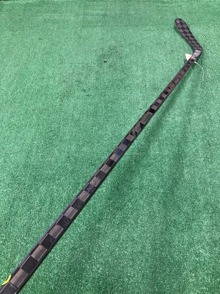 Senior Warrior Alpha LX2 PRO Hockey Stick Left Hand W77 (Used)