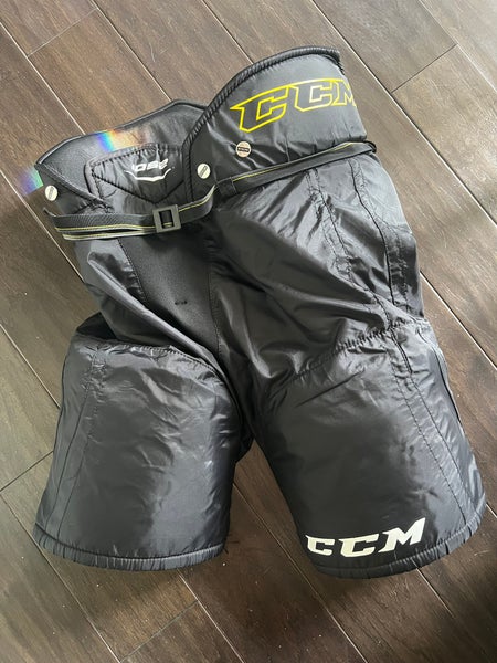 Medium Senior CCM Tacks Hockey Pants (Used)