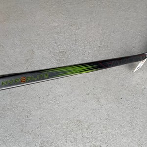 Youth Bauer Vapor Hyperlite 2 RH Hockey Stick P28