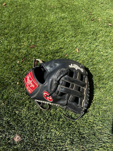 Rawlings Heart of the Hide RH - HORWEEN Infield Baseball Glove 11.75" (Used)