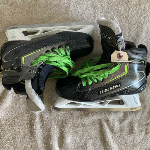 Intermediate Bauer Elite Hockey Goalie Skates | Size: 5 Fit 2