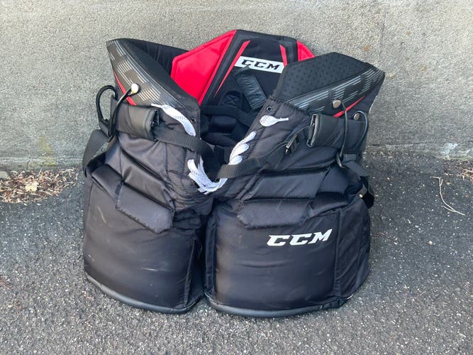 Senior XL CCM Axis 1.9 Hockey Goalie Pants