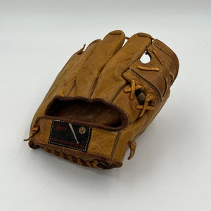 Sears 1616 model top grain cowhide 9” baseball glove