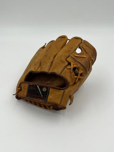 Sears 1616 model top grain cowhide 9” baseball glove