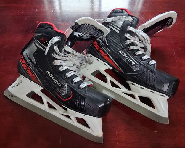Used Bauer X2.7 Goalie Skates 5EE