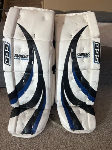 34"  Simmons 995 Goalie Leg Pads Pro Stock (Used)