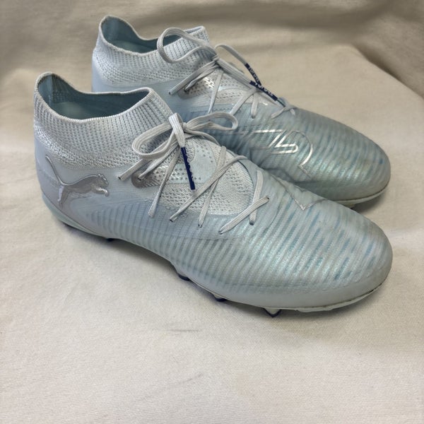Womens Size 6.5 Future Ultimate Forever Puma Soccer Cleats.  MSRP $149.99