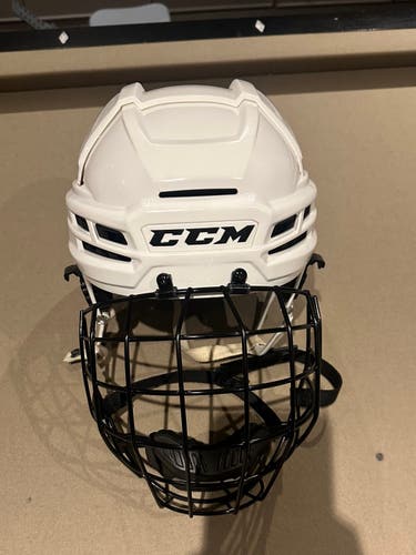 Large CCM Super Tacks X Helmet (Brand New Cage)