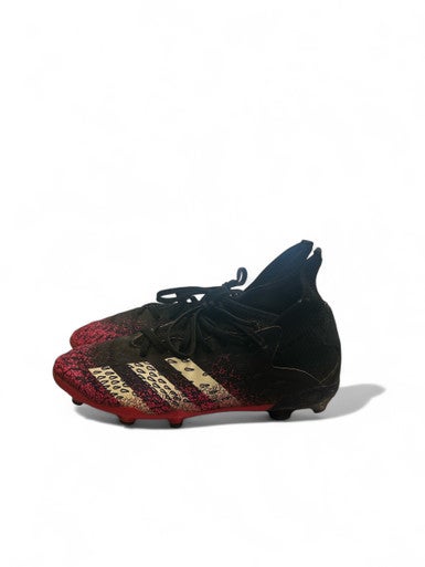 Used Adidas Soccer Cleats Black Junior 05 11863-S000023285