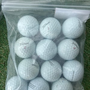 Titleist Pro V1x Balls 12 Pack (1 Dozen) (Used)