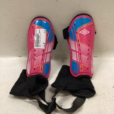 Used Umbro Soccer Shin Guards Adult Pink MD 11725-S000489925