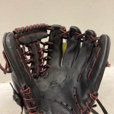 Used Rawlings R9YPT-4B BB/SB Glove RH Throw Black 11 1/2" 11725-S000487314