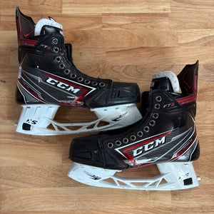 Notre Dame CCM JetSpeed FT2 Hockey Skates Regular Width Pro Stock 5 3/8 (Used)