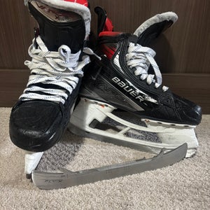 Ice hockey skates