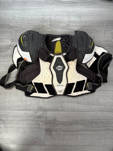 Senior Medium CCM Supertacks Shoulder Pads Pro Stock (Used)