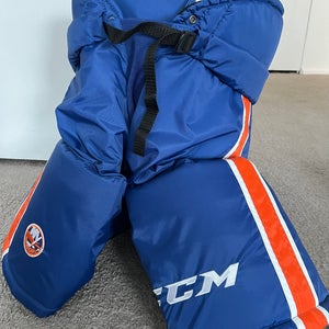 XL Senior CCM HP70 NY islanders Hockey Pants (New)