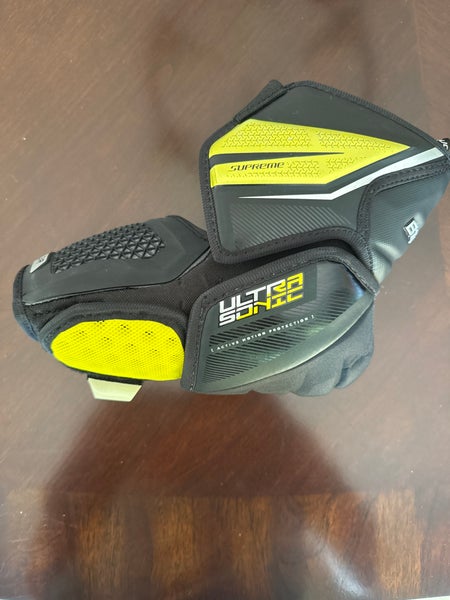 Medium Senior Bauer Supreme Ultrasonic Elbow Pads  (New)