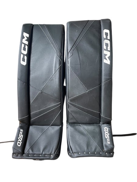 28" CCM Axis 2.5 Leg pads