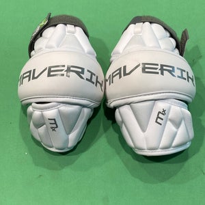 Used Medium Maverik MX Arm Pads
