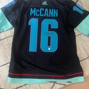 Blue Large Men's Adidas Jersey (New)
