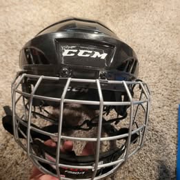 Youth CCM Helmet (Used)