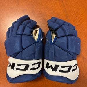 #16 STEVEN SANTINI USED CCM Gloves 14" Pro Stock