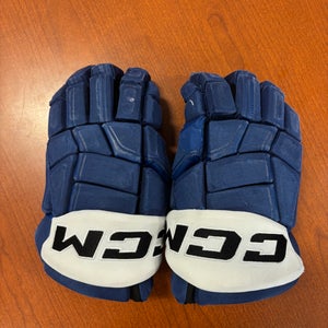 #23 MAXIM GROSHEV USED CCM HGQL Gloves 14" Pro Stock