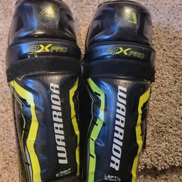 Junior Warrior Alpha QX Pro 10" Shin Pads (Used)