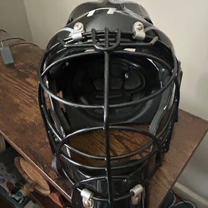 Medium/Large TK Field Hockey Goalie Mask (Used)