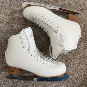Graf Ladies Ice Dance Size UK 8 with MK Dance Blades (Used)