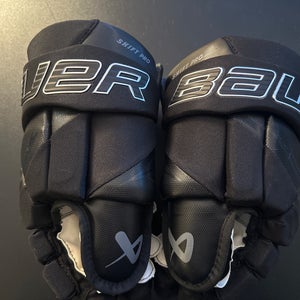 Bauer Vapor Shift Pro Gloves 13" Black(Used)