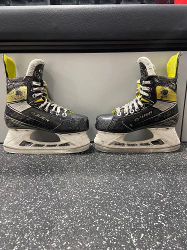 Used Bauer Supreme 3S Size 3 D Skates