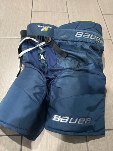 Senior Medium Bauer Supreme 2s Pro Hockey Pants (Used)