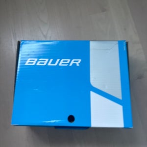 2024 Bauer Hockey Skates Regular Width 6 (Used)