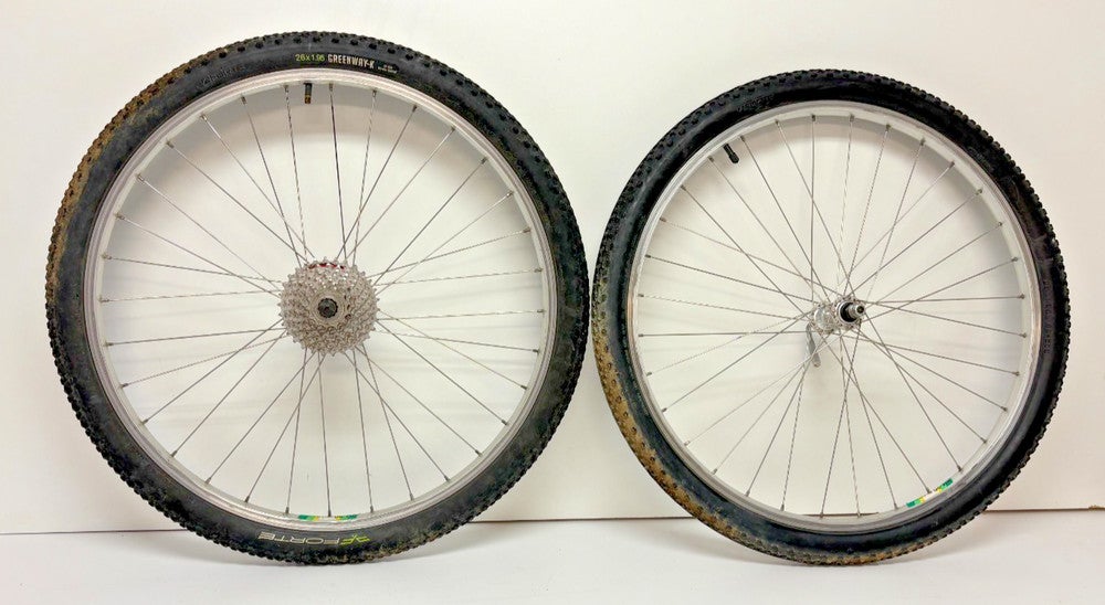 Vintage Araya RM-20 7-Spd 32-Spoke Aluminum 26" Wheelset Deore DX Hubs +Tires