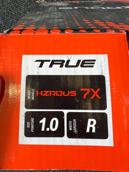 True HZRDUS 7X Hockey Skates Regular