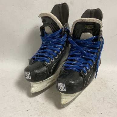 Used Bauer SUPREME ONE60 Junior Hockey Skate Junior 04 11855-S000189324