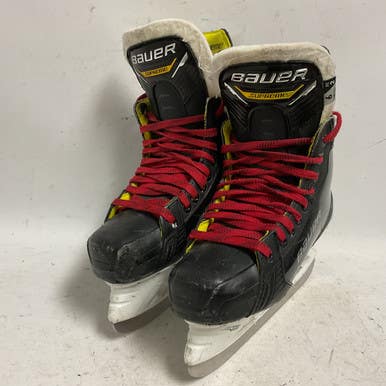 Used Bauer SUPREME M4 Intermediate Hockey Skate Intermediate 6.0 11855-S000189162