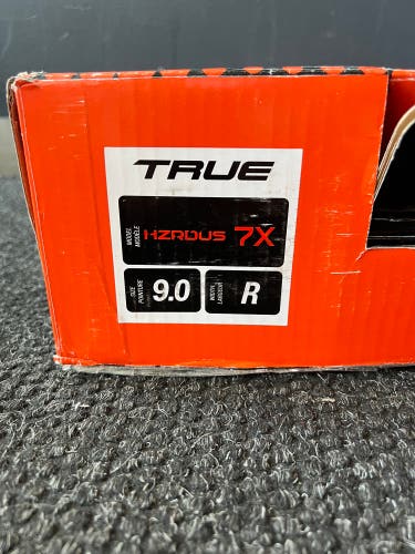 True HZRDUS 7X Hockey Skates