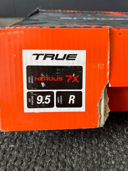True HZRDUS 7X Hockey Skates