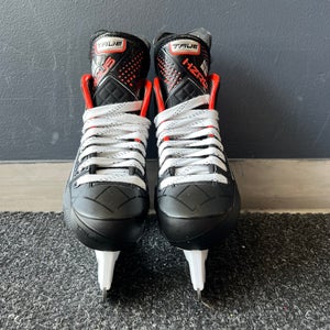 True HZRDUS 7X Hockey Skates