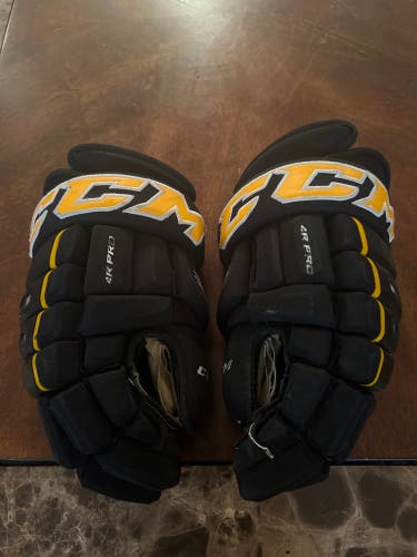 CCM 4R Pro2 Gloves 14" (Used)
