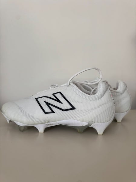 White Unisex Size M 7.0 (W 8.0) Adult New Balance Low Top Burn X4 Molded Cleats (Used)