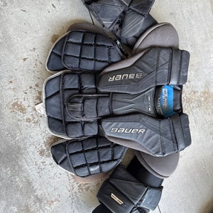 Small  Bauer Elite Goalie Chest Protector (Used)