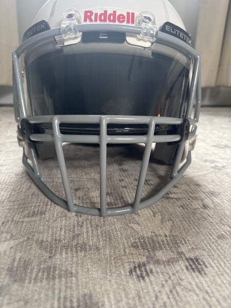 Medium Youth Riddell Speed Helmet (Used)