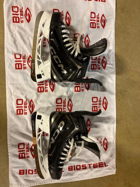 2024 CCM Tacks XF Pro Hockey Skates Regular Width 8.5 (fit2)(Used) with steel