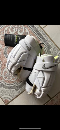 Nike Goalie Gloves 12" (New)